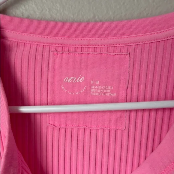 Aerie Vibrant Pink Ribbed Long Sleeve Tee - Picture 4 of 6